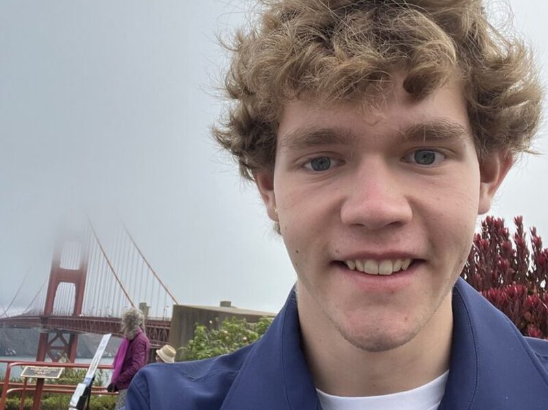 Selfie at the Golden Gate Bridge on my solo trip